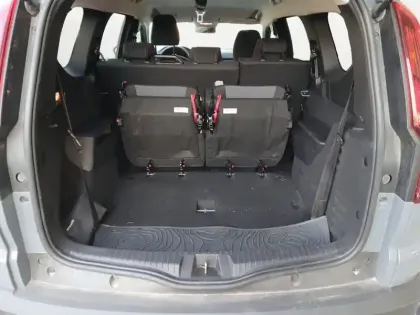 Photo 12 Dacia Jogger  Hybrid 140 7 places GSR2