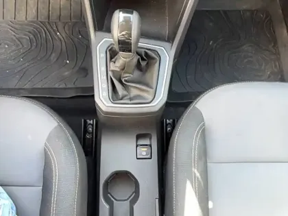 Photo 25 Dacia Jogger  Hybrid 140 7 places GSR2