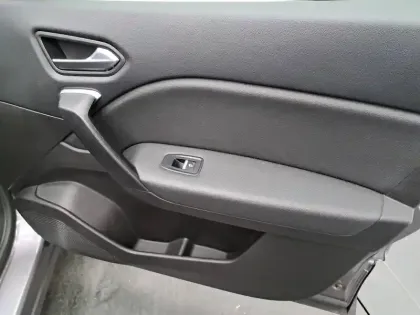 Photo 24 Renault Captur  TCe 100 GPL - 21