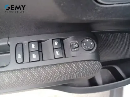 Photo 11 Citroën C3 Aircross  PureTech 110 S&S BVM5