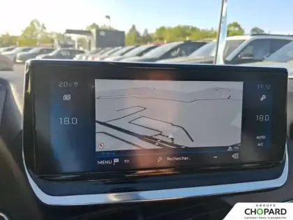 Photo 12 Peugeot 2008  PureTech 130 S&S BVM6