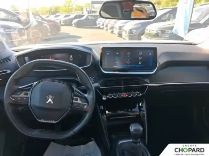 Photo 14 Peugeot 2008  PureTech 130 S&S BVM6