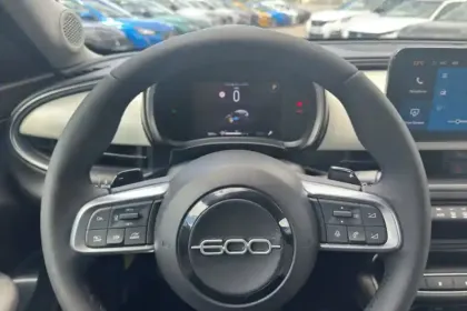 Photo 15 Fiat 600  1.2 Hybrid 110ch DCT6