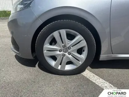 Photo 24 Peugeot 208  PureTech 82ch S&S BVM5