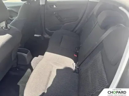 Photo 17 Peugeot 208  PureTech 82ch S&S BVM5