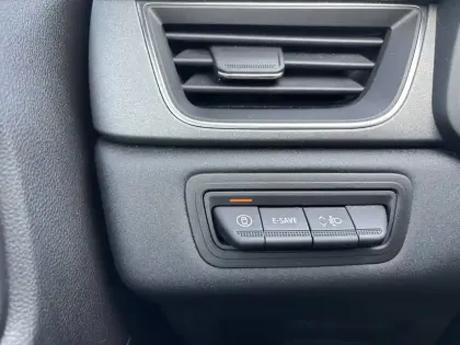 Photo 28 Renault Symbioz  E-Tech full hybrid 145