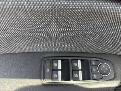 Photo 29 Renault Symbioz  E-Tech full hybrid 145