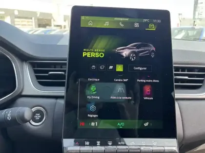 Photo 39 Renault Symbioz  E-Tech full hybrid 145