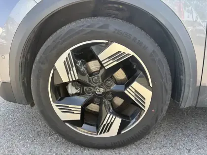 Photo 8 Renault Symbioz  E-Tech full hybrid 145