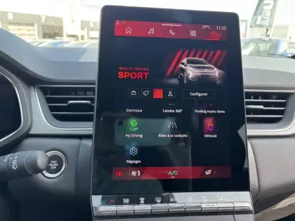 Photo 40 Renault Symbioz  E-Tech full hybrid 145