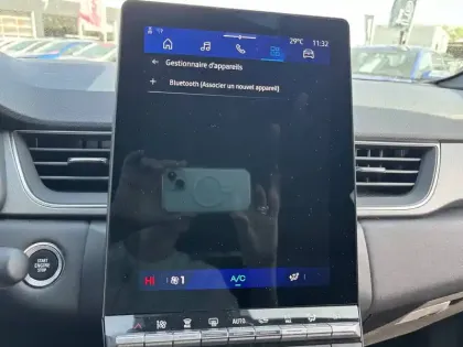 Photo 37 Renault Symbioz  E-Tech full hybrid 145