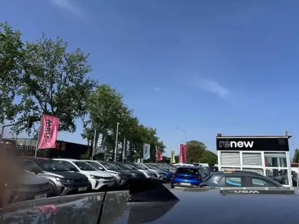 Photo 14 Renault Symbioz  E-Tech full hybrid 145