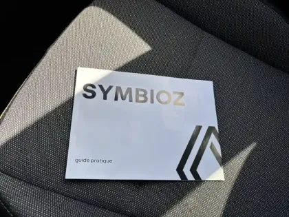 Photo 47 Renault Symbioz  E-Tech full hybrid 145