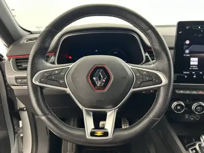 Photo 14 Renault Arkana  E-Tech hybride 145