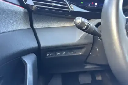 Photo 18 Peugeot 308  PHEV 180 e-EAT8