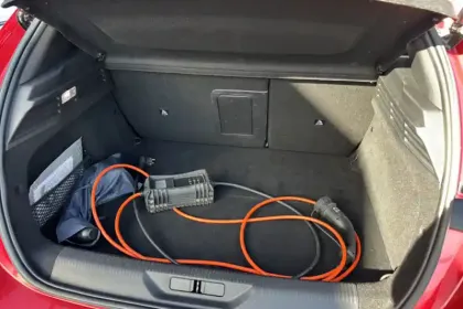 Photo 8 Peugeot 308  PHEV 180 e-EAT8