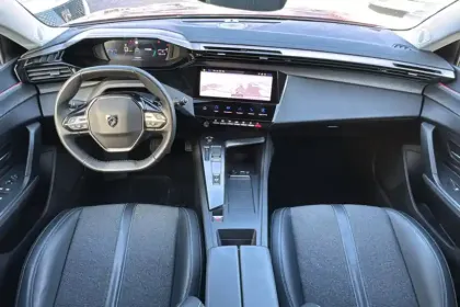 Photo 15 Peugeot 308  PHEV 180 e-EAT8