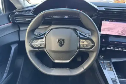 Photo 16 Peugeot 308  PHEV 180 e-EAT8