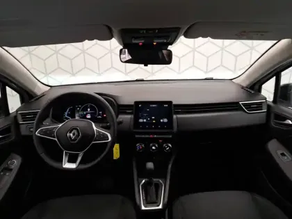 Photo 42 Renault Clio  E-Tech full hybrid 145