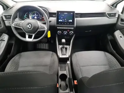 Photo 41 Renault Clio  E-Tech full hybrid 145