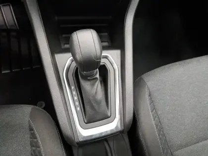 Photo 34 Renault Clio  E-Tech full hybrid 145