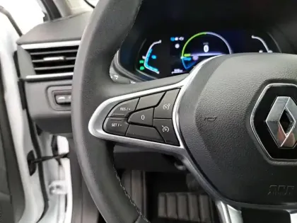 Photo 30 Renault Clio  E-Tech full hybrid 145