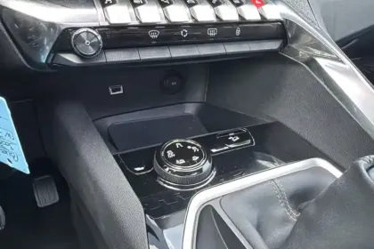 Photo 22 Peugeot 3008  Puretech 130ch S&S BVM6