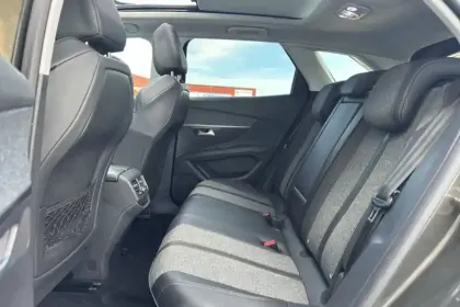 Photo 10 Peugeot 3008  Puretech 130ch S&S BVM6