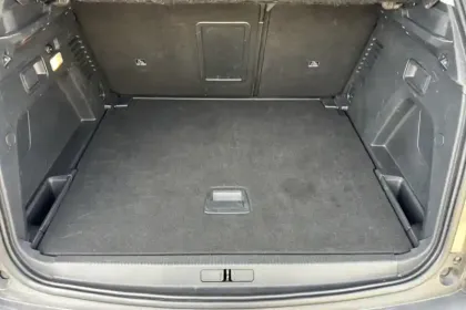 Photo 8 Peugeot 3008  Puretech 130ch S&S BVM6