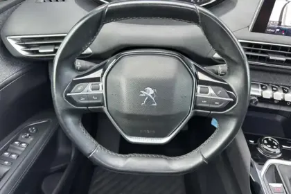 Photo 17 Peugeot 3008  Puretech 130ch S&S BVM6