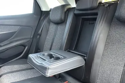 Photo 26 Peugeot 3008  Puretech 130ch S&S BVM6