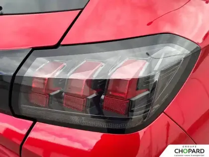 Photo 27 Peugeot 208  BlueHDi 100 S&S BVM6