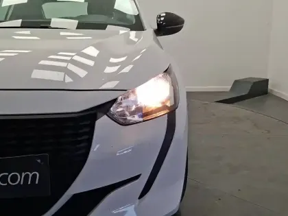 Photo 33 Peugeot 208  BLUEHDI 100 S&S BVM6