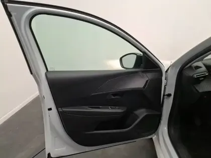 Photo 25 Peugeot 208  BLUEHDI 100 S&S BVM6