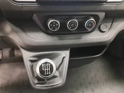 Photo 32 Renault Trafic  L2 dCi 150 Energy S&S