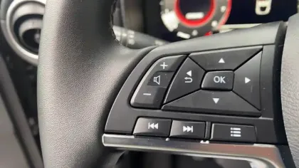 Photo 28 Nissan Juke  DIG-T 114