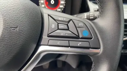 Photo 27 Nissan Juke  DIG-T 114