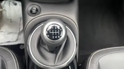 Photo 8 Nissan Juke  DIG-T 114