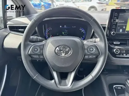 Photo 16 Toyota Corolla  Touring Sports Hybride 184h