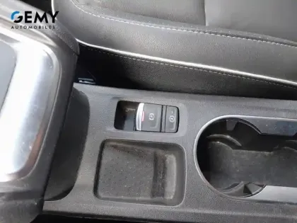 Photo 23 Renault Captur  TCe 130 EDC FAP