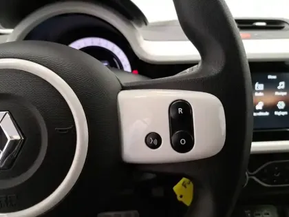 Photo 38 Renault Twingo  III Achat Intégral - 21