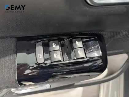 Photo 11 Citroën C3  BlueHDi 100 S&S BVM6