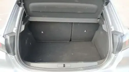 Photo 8 Peugeot 208  PureTech 100 S&S BVM6