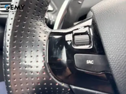 Photo 14 Peugeot 308  SW BlueHDi 180ch S&S EAT8