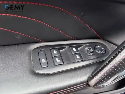 Photo 11 Peugeot 308  SW BlueHDi 180ch S&S EAT8