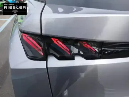 Photo 16 Peugeot 3008  Electrique 210 ch 73 kWh