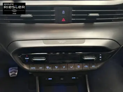 Photo 15 Hyundai Bayon  1.0 T-GDi 100 Hybrid 48V