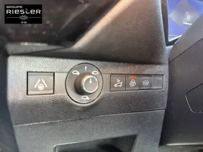 Photo 12 DS DS 7 DS7 Crossback BlueHDi 180 EAT8