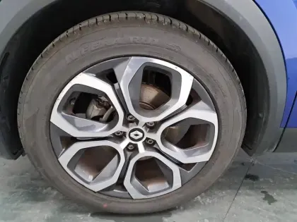 Photo 16 Renault Captur  E-Tech 145 - 21