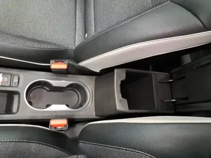 Photo 33 Renault Captur  E-Tech 145 - 21